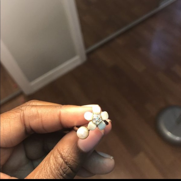 Two rings - Picture 2 of 4